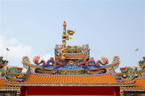 Dragon Statue On China Temple Roof Stock Photo Image Of Heaven