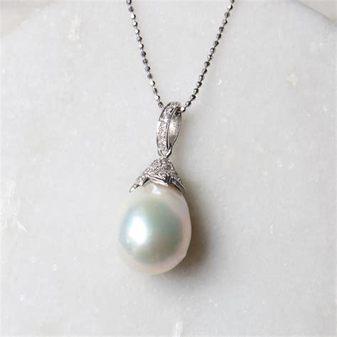 Baroque Pearl And Diamond Pendant Solid 18k White Gold Etsy Canada