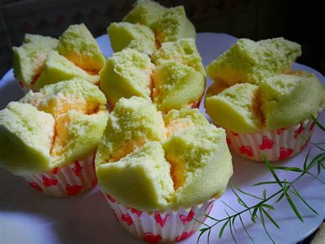 Klepon ubi ungu indonesian traditional cake kue basah jajanan pasar. Resep Bolu Panggang 2 Telur Takaran Gelas / Kue Bolu ...