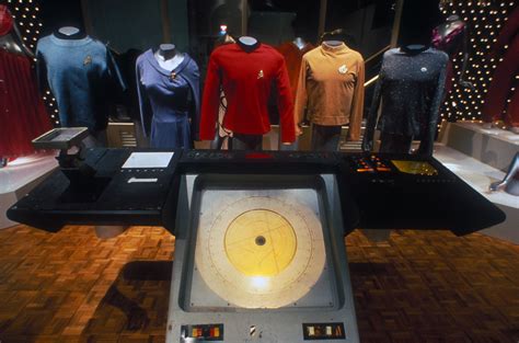 Star Trek Props And Replicas 01