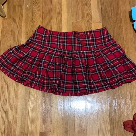 Tripp Nyc Vintage Pleated Plaid Skirt Gem