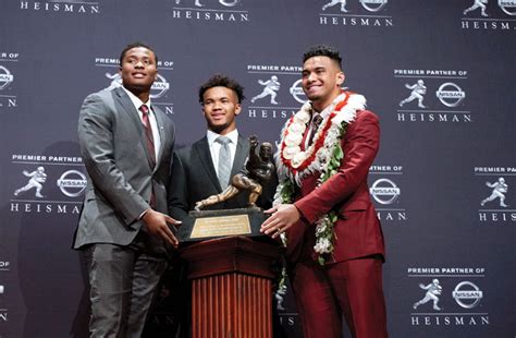 Oklahomas Murray Wins Heisman Trophy Salisbury Post Salisbury Post