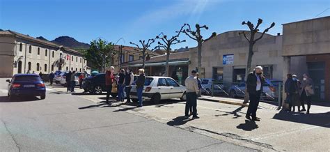 Simple Science: How to Make a Volcano with Kids