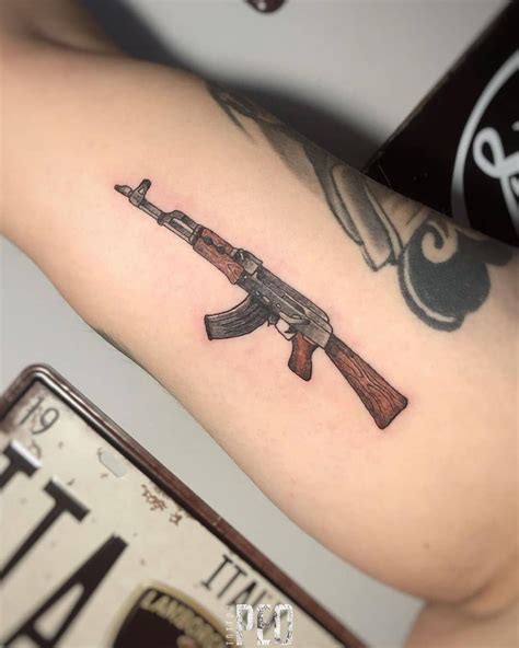 Gun Tattoo Stencils