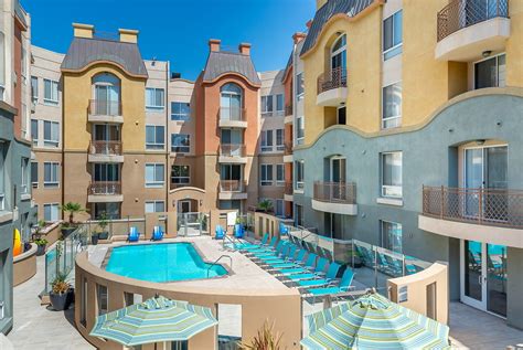 Finest waterside living in marina del rey! Aqua at Marina del Rey Apartments - Marina del Rey, CA ...