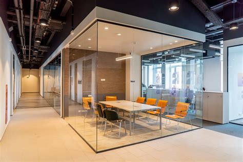 Glass Office Wall Partitions An Optimum Workspace Solution