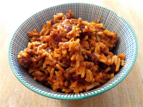 Real texas chili is made with big chunks of meat and requires plenty of slow stewing. Chili con carne y arroz - COMMEMEMUCHO