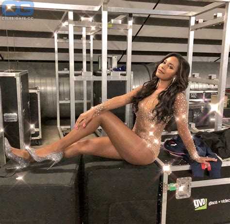 Brandi Rhodes Nude Pictures Onlyfans Leaks Playboy Photos Sex Scene