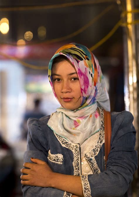 What part of a woman's body do men find most beautiful? Young Uyghur woman, Xinjiang, China | The Uighurs are a ...