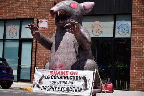 Freedom Of Speech Extends To Inflatable Rats In The Us Relawding