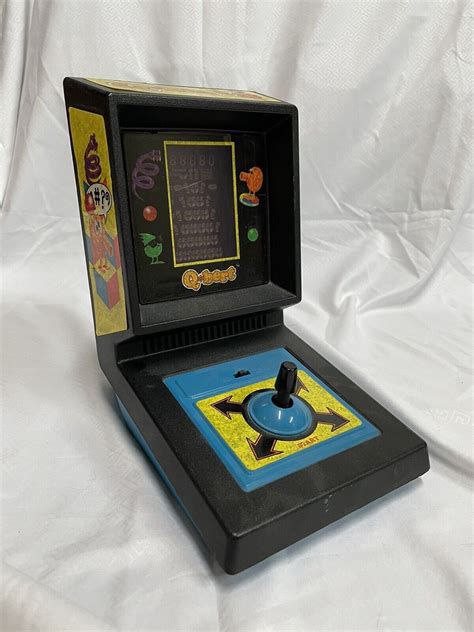 Vintage Q Bert Qbert 1983 Tabletop Mini Arcade Game Parker Brothers Ebay