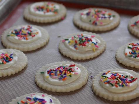 I kept watching large family table, really busy family. White Chocolate Shortbread Cookies Recipe | Ree Drummond ...