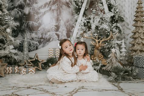 Christmas Mini Session Photographer At Mint Room Studios Anchor Studio