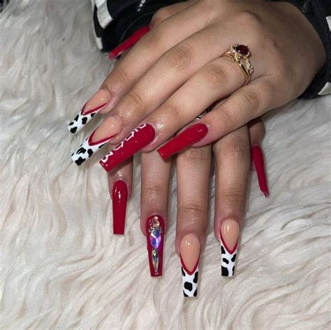 15 Lovely Red And Black Nail Designs The Glossychic Red Black Nails