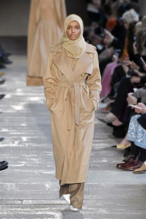 5 Muslim Models Who Proudly Wear Their Hijabs On The Runway