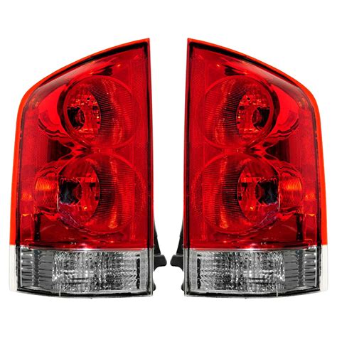 Diy Solutions Lht07476 Driver And Passenger Side Replacement Tail Lights