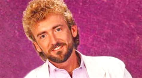 5 Keith Whitley Songs Guaranteed To Leave You In Tears Country Music