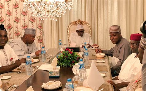 Former senate president bukola saraki has reacted to federal government's suspension of the operations of the micro blogging and social networking service, twitter. Buhari in late-night meeting with Saraki, Dogara [PHOTO ...