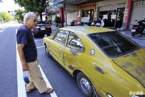 獨家》當年可買房！拉風跑車變「歹鐵仔」 他「黏矽利康」繼續開 自由電子報汽車頻道