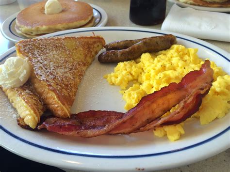 Divine Curation | a hobbyist writer's blog: Double Brunch Attack x IHOP
