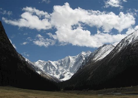 Jeti Oghuz Excursion, Kyrgyzstan | Audley Travel