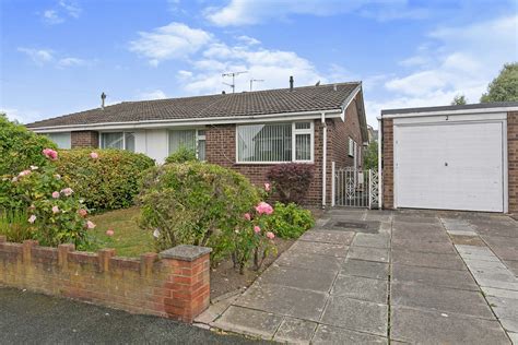 2 Bedroom Semi Detached Bungalow For Sale In Daleside Buckley CH7 2PP