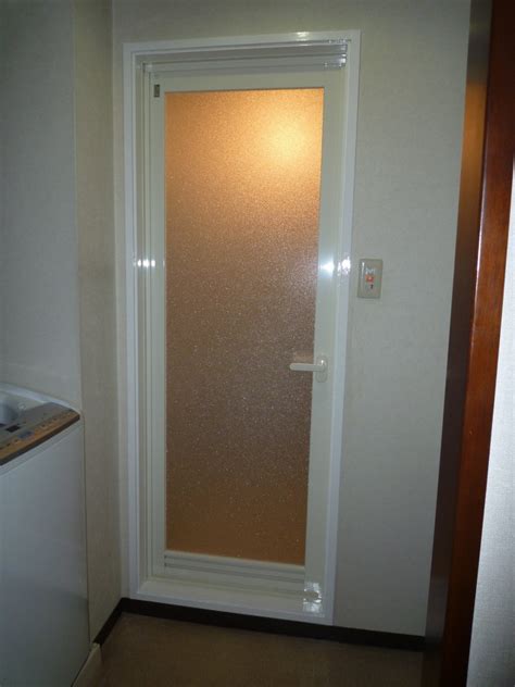 pintu kaca kamar mandi windownesia jual jendela aluminium