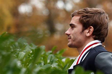 En Une de Têtu Antoine Griezmann mène la fronde contre lhomophobie