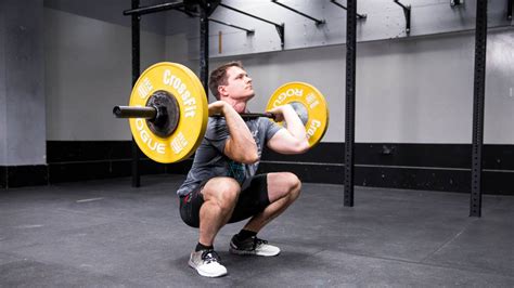 El ejercicio más completo de CrossFit así se hace el Thruster AS com