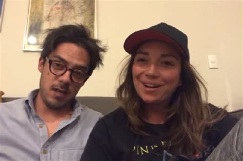 Actriz de 'oscuro deseo', de netflix: Regina Blandón sí está separada de su esposo y viven ...