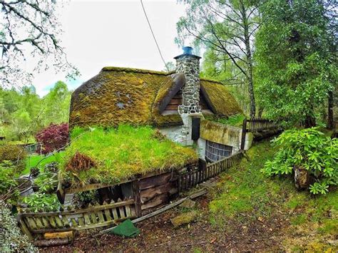 Real Life Hobbit House Imagines The Fantastical Book Into A Cozy Home
