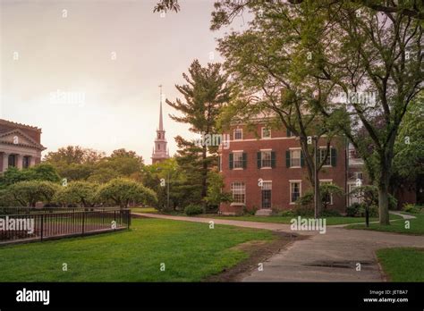 Harvard University Campus Hi Res Stock Photography And Images Alamy