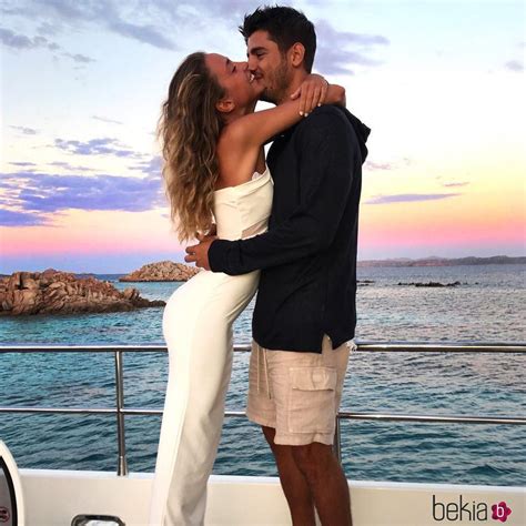 Alvaro morata's wife alice campello. Álvaro Morata y Alice Campello disfrutando del atardecer ...