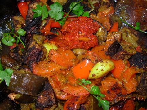 spicy aubergine eggplant and red pepper tapenade dip recipe