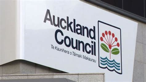 7 Auckland Council Staff Are Being Paid More Than The New Zealand Pm