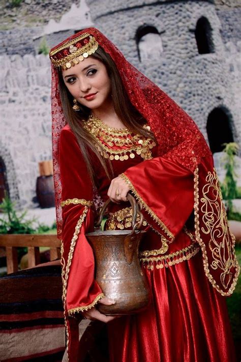 Get the latest womens fashion online. Azerbaijan | Uℓviỿỿa S. | Наряды, Традиционные платья