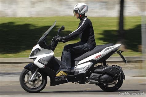 Aprilia Aprilia Sr Max 125 Motozombdrivecom