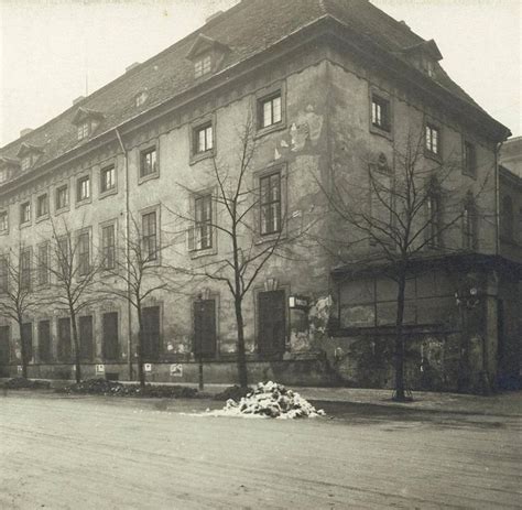 Deshalb kümmern sie sich um die meisten. Hohes Haus Berlin | Haus berlin, Historische fotos, Kloster
