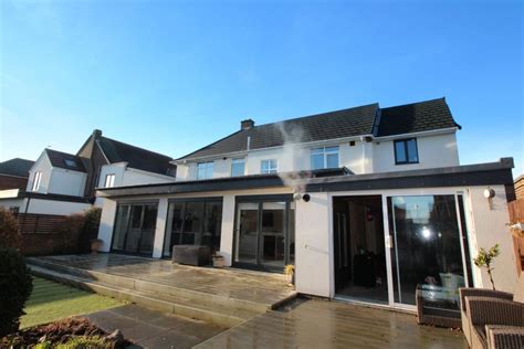 4 Bedroom Detached House For Sale In The Broadway Tynemouth Ne30