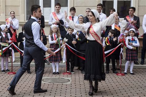 ‘last Bell’ Tolls For Russia S High School Graduates