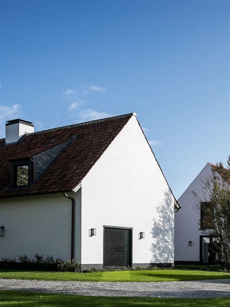 Belgian Farmhouse By Pieter Vanrenterghem Est Living