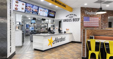 Hardees And Carls Jr Breaks Up With Carls Jr Gets New Look