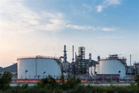 Oil Industry Refinery Factory At Sunset Petroleum Stock Image Image
