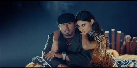 Yo Yo Honey Singh Releases Party Track ‘gatividhi Featuring Mouni Roy