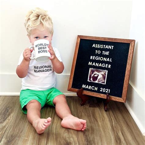 30 Funny Pregnancy Announcements To Make You Laugh