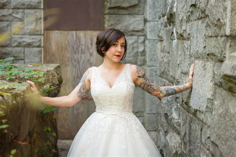 Capitol Inspiration Offbeat And Modern Tattooed Brides