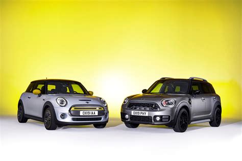 Meet The All New Electric Mini Cooper Se Carbuzz