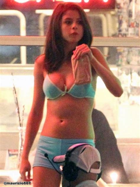 Selena Gomez Photo Selena Gomez Spring Breakers 2012 Selena Gomez Photos Selena Gomez