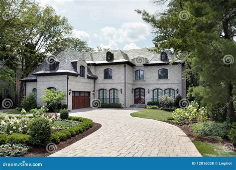 Luxury Home With Circular Driveway Royalty Free Stock Photos Image