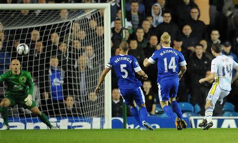 Live commentary stream, analysis and goal updates from elland road. Leeds United 2 Everton 1 | Daily Mail Online